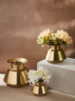 Fabindia - Golden Urvi Metal Table Vase