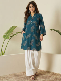 InWeave - Women's Printed Teal Kurti And Pant
