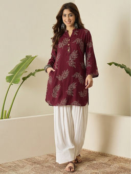 InWeave - Women's Rayon Printed Maroon Kurti And Pant