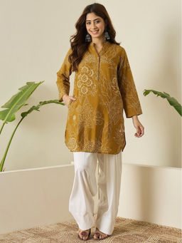 InWeave - Women's Rayon Printed Yellow Kurti And Pant