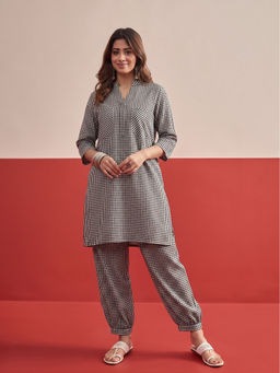 InWeave - Women's Cotton Checks Black Co-Ord Set