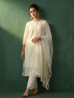 AVANSHEE - Women Chanderi Embroidered Off White Kurta And Pant With Dupatta
