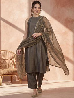 AVANSHEE - Women's Silk Blend Solid Grey Kurta And Pant With Dupatta