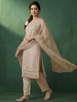 AVANSHEE - Women Chanderi Embroidered Grey Kurta And Pant With Dupatta