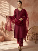 Maroon color option, Currently selected