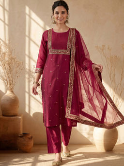 AVANSHEE - Women Silk Blend Embroidered Maroon Kurta And Pant With Dupatta