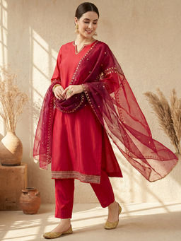 AVANSHEE - Women's Silk Blend Solid Red Kurta And Pant With Dupatta
