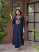 Navy Blue color option, Currently selected