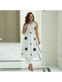 Urbanstree - Women Printed White Co-Ord Set