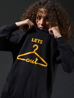 Campus Sutra - Black Women Printed Stylish Casual Hooded Sweatshirts