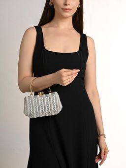 Lavie Signature - Silver Womens Quincy Handle Frame Clutch (M)