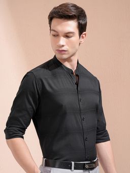 HIGHLANDER - Cotton Stripes Slim Fit Black Shirt