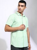 Green color option, Sold out, Currently selected