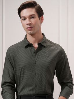 HIGHLANDER - Green Textured Slim Fit Casual Shirt