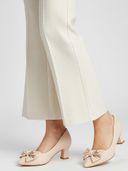 Cream color option, Currently selected