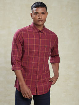 Turtle - Men Cotton Slim Fit Brick Red Checkered Casual Shirt