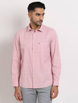Turtle - Men Cotton Slim Fit Light Pink Checkered Casual Shirt