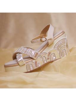 Around Always - Dwaar Ivory Wedges