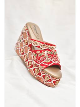 Around Always - Leela Red Wedges