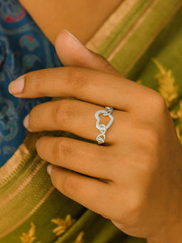 Digital Dress Room - White Silver-Plated American Diamond Heart Ring