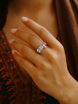 Digital Dress Room - White Silver-Plated American Diamond Bow Ring