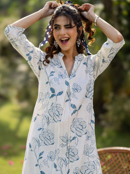 Libas - Blue Printed Cotton Blend Straight Kurtas for Women