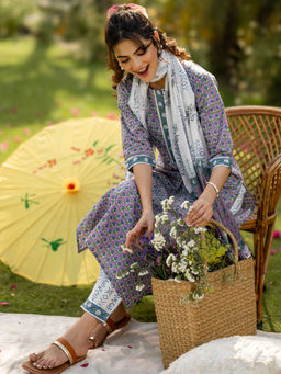 Libas - Lavender Floral Kurta with Pant and Dupatta (Set of 2)