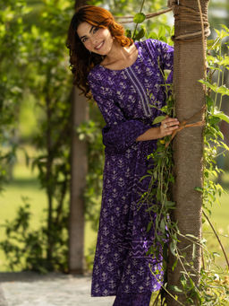 Libas - Purple Motif Printed Straight Kurta with Pant & Dupatta (Set of 3)