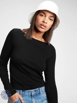 GAP - Black Solid Boat Neck Slim Fit T-Shirt