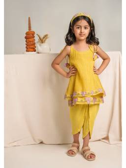 THE RIGHT CUT - Yellow Chanderi Silk Hand Embroidered Kurta and Pant with Hairband