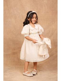 THE RIGHT CUT - Ivory Floral Fantasy Dress
