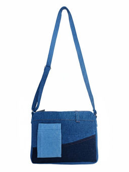 THE PURANI JEANS - Blue Denim Solid Slingbag