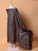 Black color option, Sold out, Currently selected