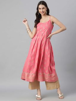 Stylum - Womens Gold Printed Rayon Pleated Kurta