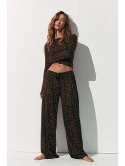 H&M - Women Brown Ribbed pyjamas and Top