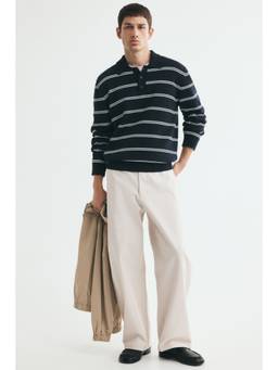 H&M - Men Beige Loose Fit Barrel Chinos