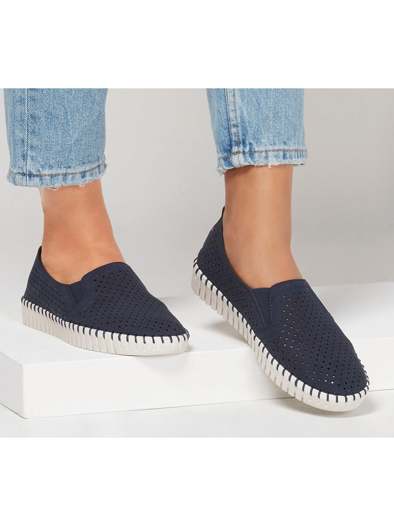 A La Mode Navy Casual Shoes Online 