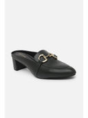 Black color option, Currently selected