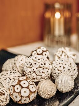 Twig & Twine - Nautica Vase Filler White Color Balls