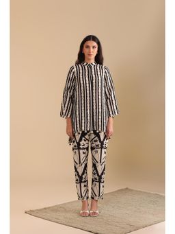 Soup by Sougat Paul - Black Naqsh Embellished Shirt with Pant (Set of 2)