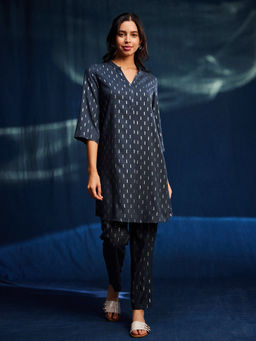 Pink Fort - Foil Print Kurta with Pants Co-Ord- Navy Blue (Set of 2)