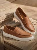 Tan color option, Currently selected