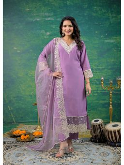 Autumnlane - Morni Lavender Embroidered Kurta with Pant and Dupatta
