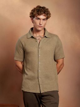Campus Sutra - Men's Sand Beige Solid-Knit Oversized Shirt