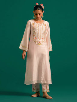 Anantaa by Roohi Trehan - Pink Hand Embroidered Thread Work Silk Chanderi Kurta