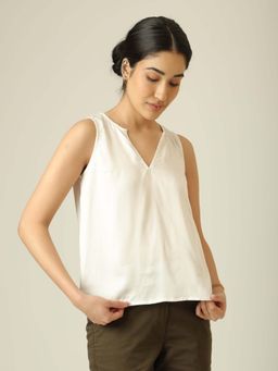Saltpetre - Women Split V-Neck Top - Off White