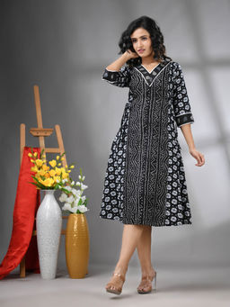 CHARUKRITI - Black Cotton Bandhani Printed A-Line Ethnic Dress