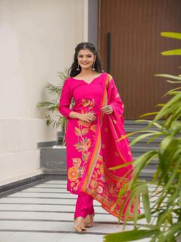 Gahan - Kurta Pink Pure Silk Regular Straight with Pant and Dupatta