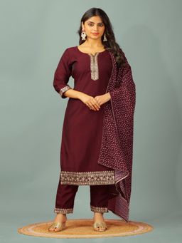 Gahan - Kurta Maroon Silk Blend Regular Straight with Pant and Dupatta