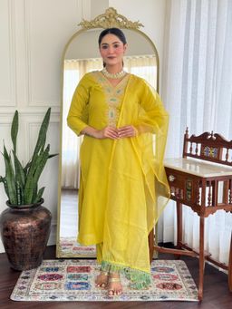 Gahan - Kurta Yellow Viscose Rayon Regular Flared with Pant and Dupatta